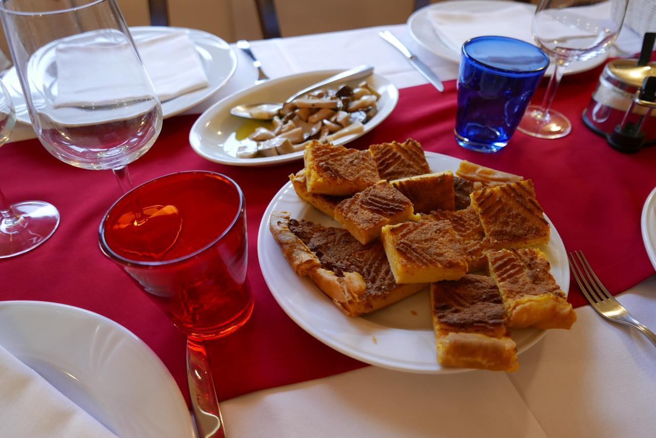 Affittacamere B&B Trattoria Della Posta Maissana Eksteriør bilde
